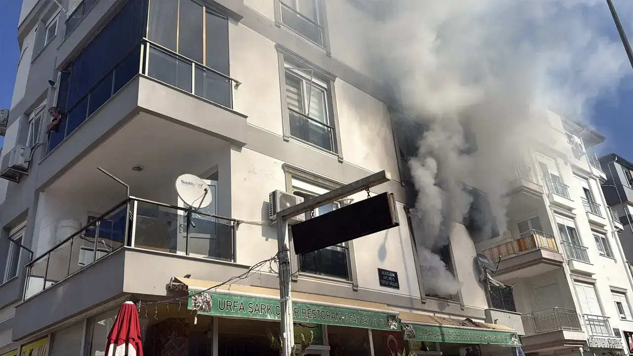 Apartmanda 6 Kişi Mahsur Kaldı: "Çatıya Ulaşsaydı Kurtuluş Yoktu" 2